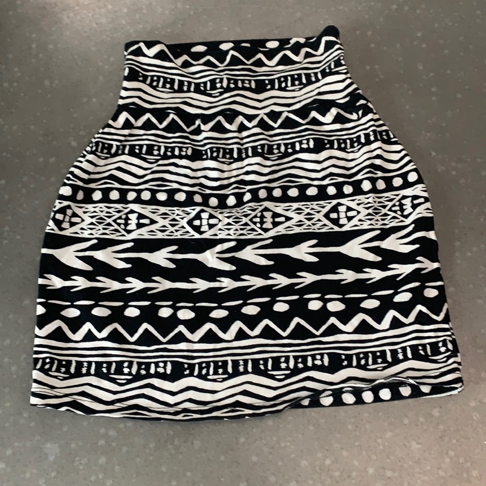 Victoria’s Secret Pink - patterned cotton skirt
